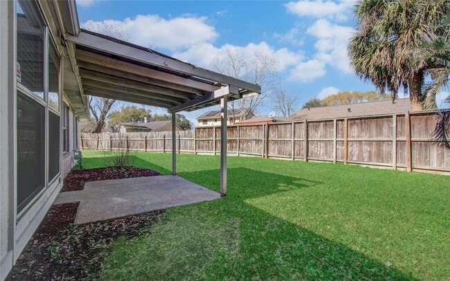 Building Photo - 2702 Fir Crest Ct