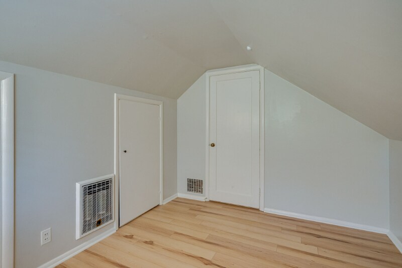 Building Photo - 600 Larkin Springs Rd