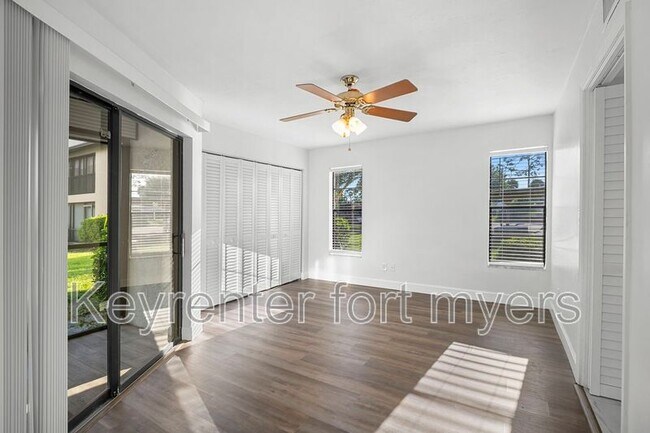 Building Photo - 15456 Admiralty Cir