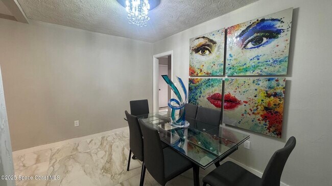 Building Photo - 496 Poinciana Dr