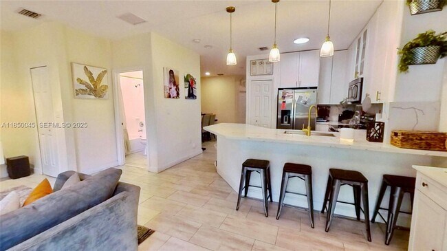 Building Photo - 1420 SE 26th Ave