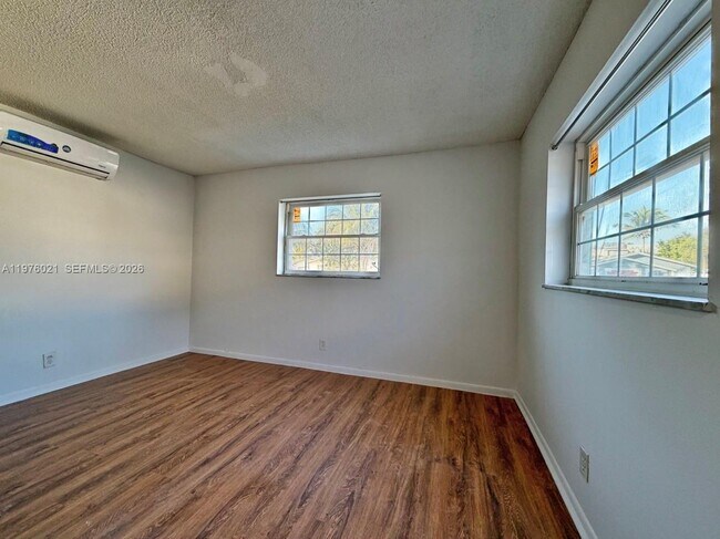 Building Photo - 7212 SW 3rd Ct