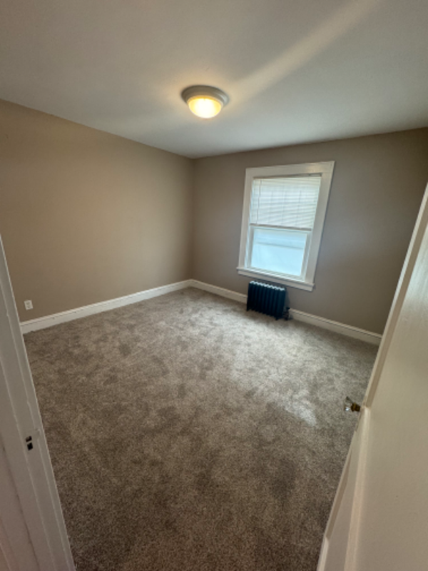 Building Photo - 12 Rogers St