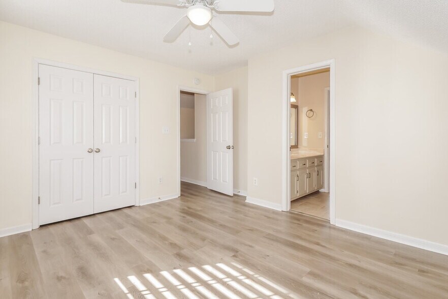 Building Photo - 5388 Evening Mist Dr