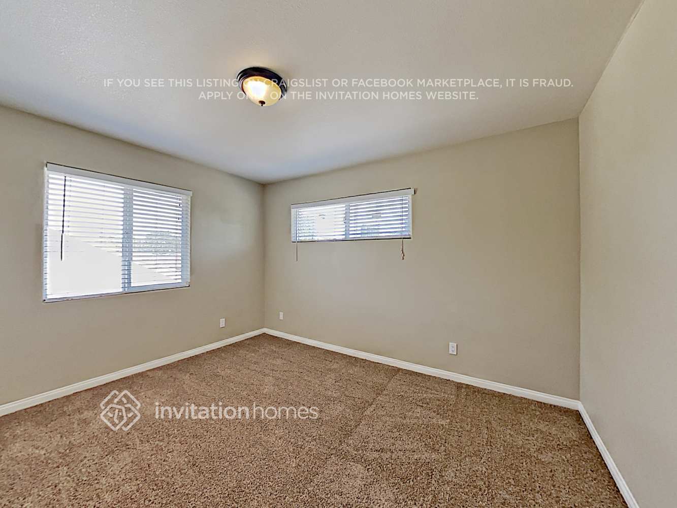 Building Photo - 1241 E Herring Ave