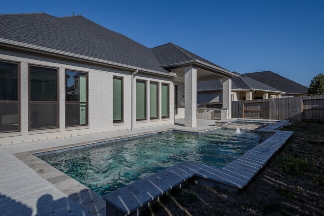 Building Photo - 15273 Tree Swallow Ct