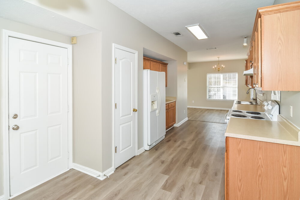 Building Photo - 612 Mable Dr