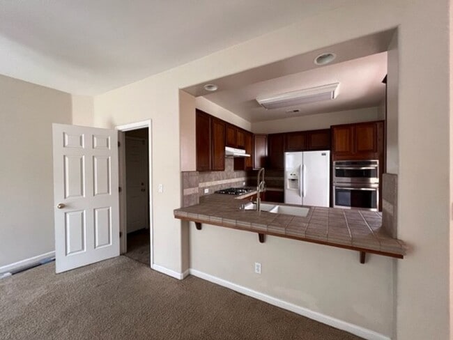 Building Photo - Coming Soon!