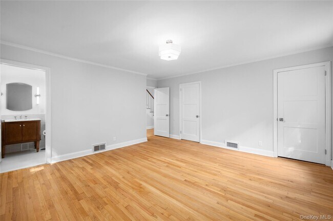 Building Photo - 19 Bonnie Way