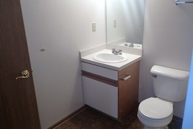 Building Photo - 1278 Brittain Rd