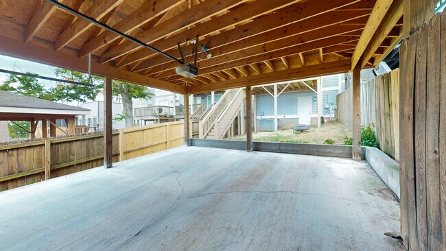Building Photo - 4609B Kentucky Ave