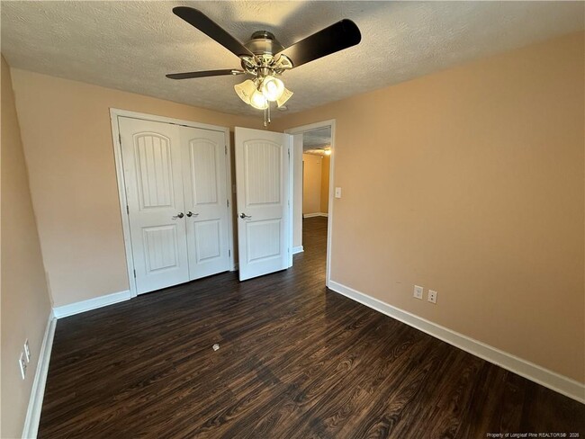 Building Photo - 3272 Dorian Rd