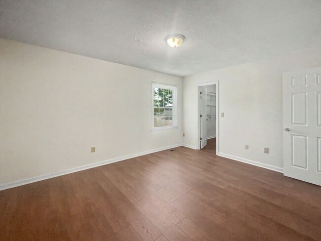 Building Photo - Move-In Ready Magic in the Heart of Scotland County