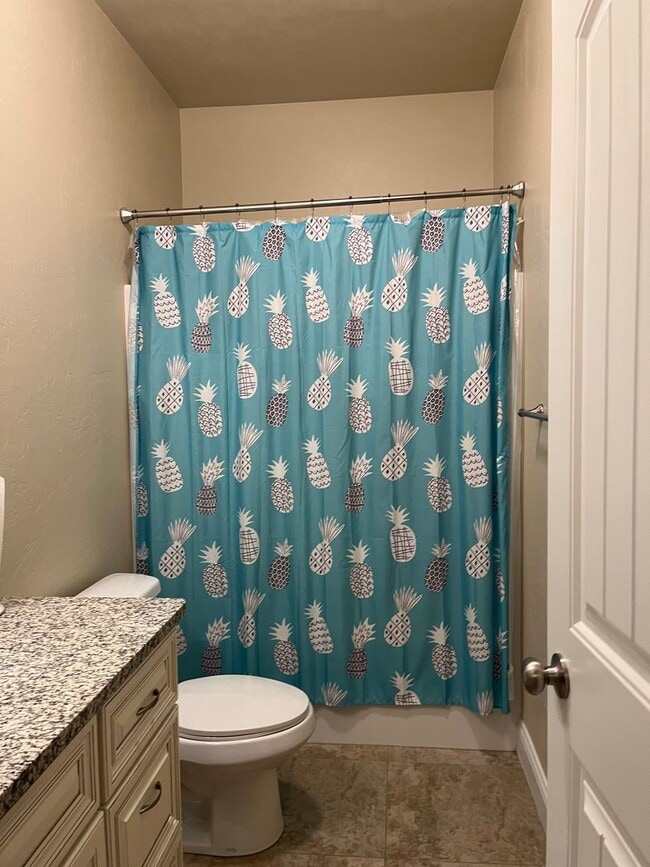 Building Photo - Executive Home In Elko