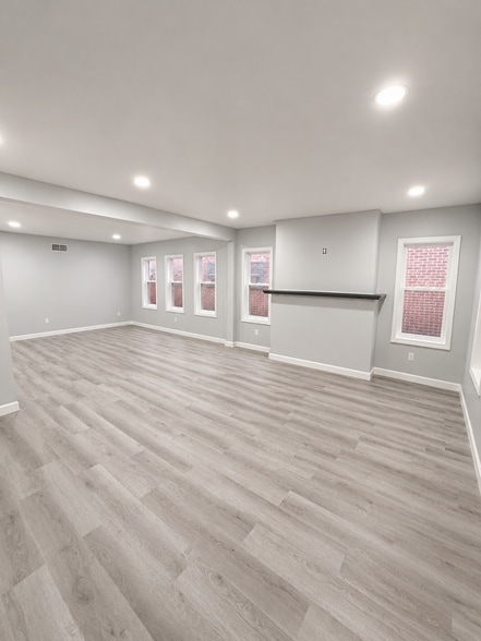Building Photo - 3347 Webb St