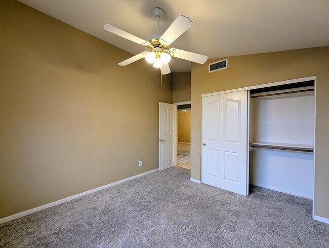 Building Photo - 12417 W Encanto Blvd