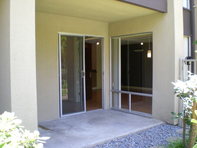 Patio - 1775 Diamond St