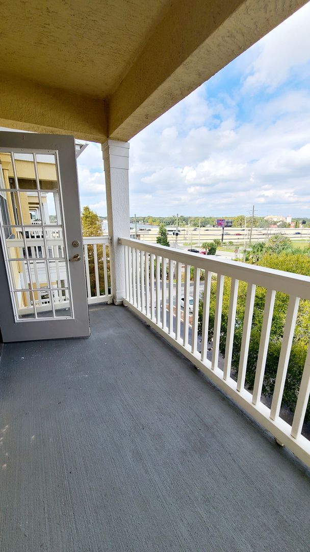 Primary Photo - Upgraded 1brm condo with luxury vinyl floo...