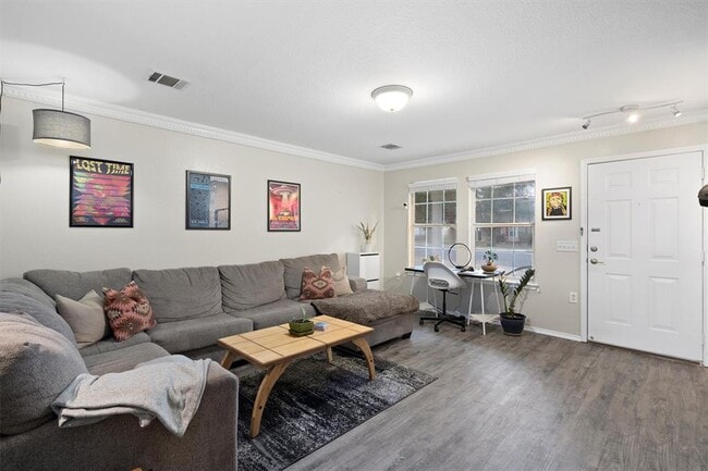 Building Photo - 12117 Briarcreek Loop