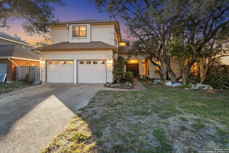 Building Photo - 17915 Summer Knoll Dr