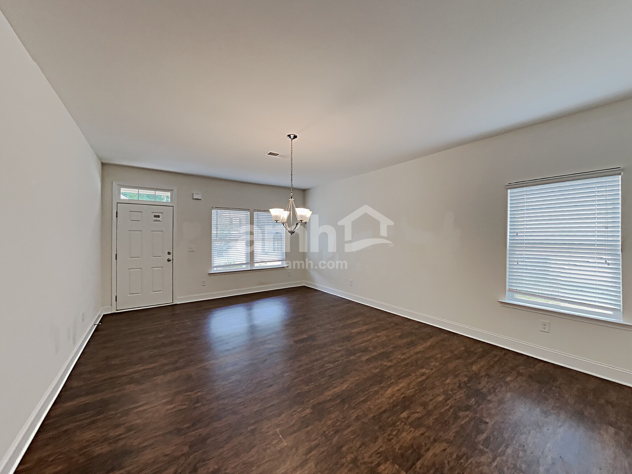 Building Photo - 439 Pearson Cir