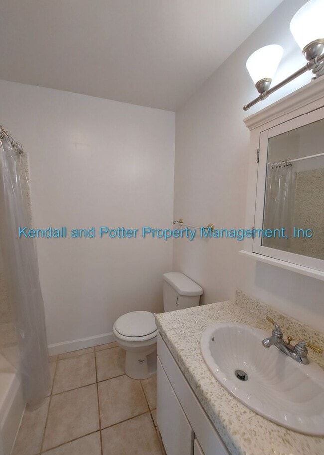 Building Photo - A Must See! Enchanting 2b/2ba with ocean v...