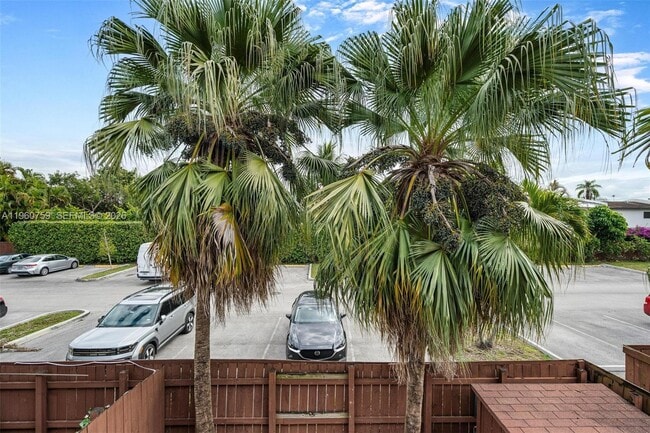 Building Photo - 7074 SW 114th Pl