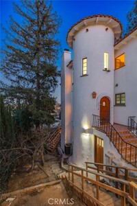 Building Photo - 2418 Moreno Dr