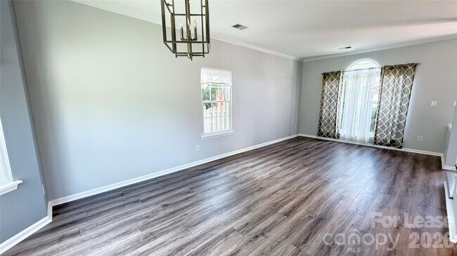 Building Photo - 9128 Twilight Hill Ct