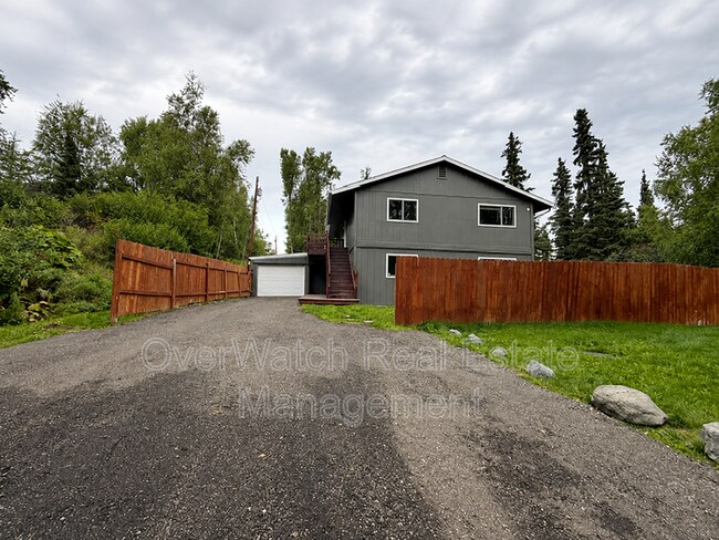 Building Photo - 6121 De Armoun Rd