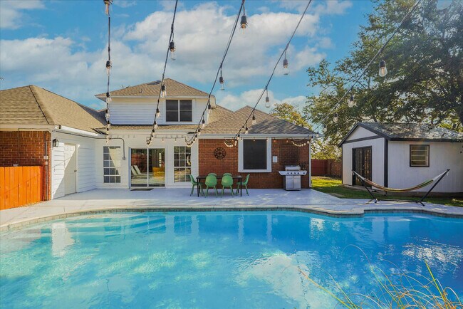 Building Photo - 7701 Ridgeway Ct