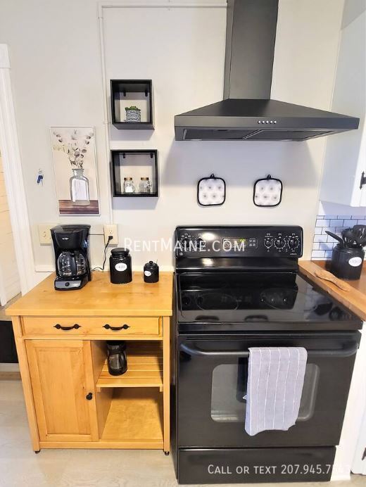 Building Photo - 30 Boutelle Ave