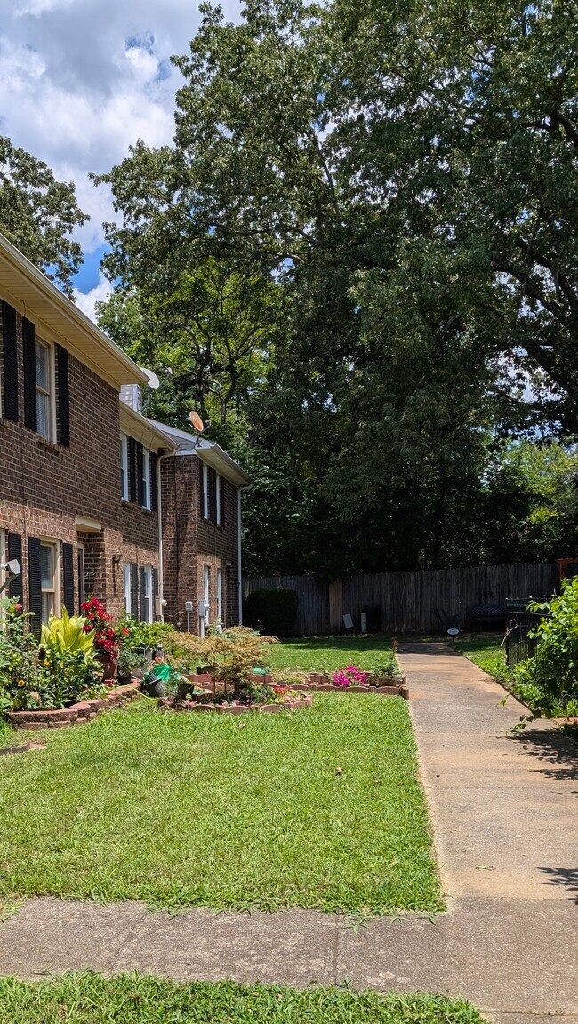 View From Street - 11531 Jade Ln SE