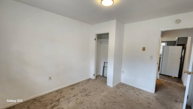 Building Photo - 7 Denman Mountain Rd