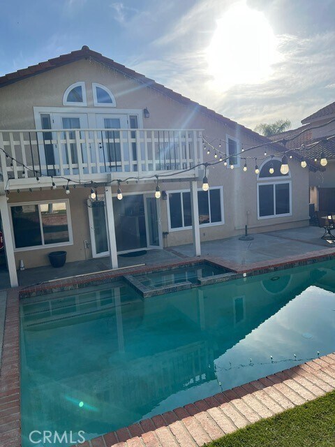 Building Photo - 9 Sarracenia