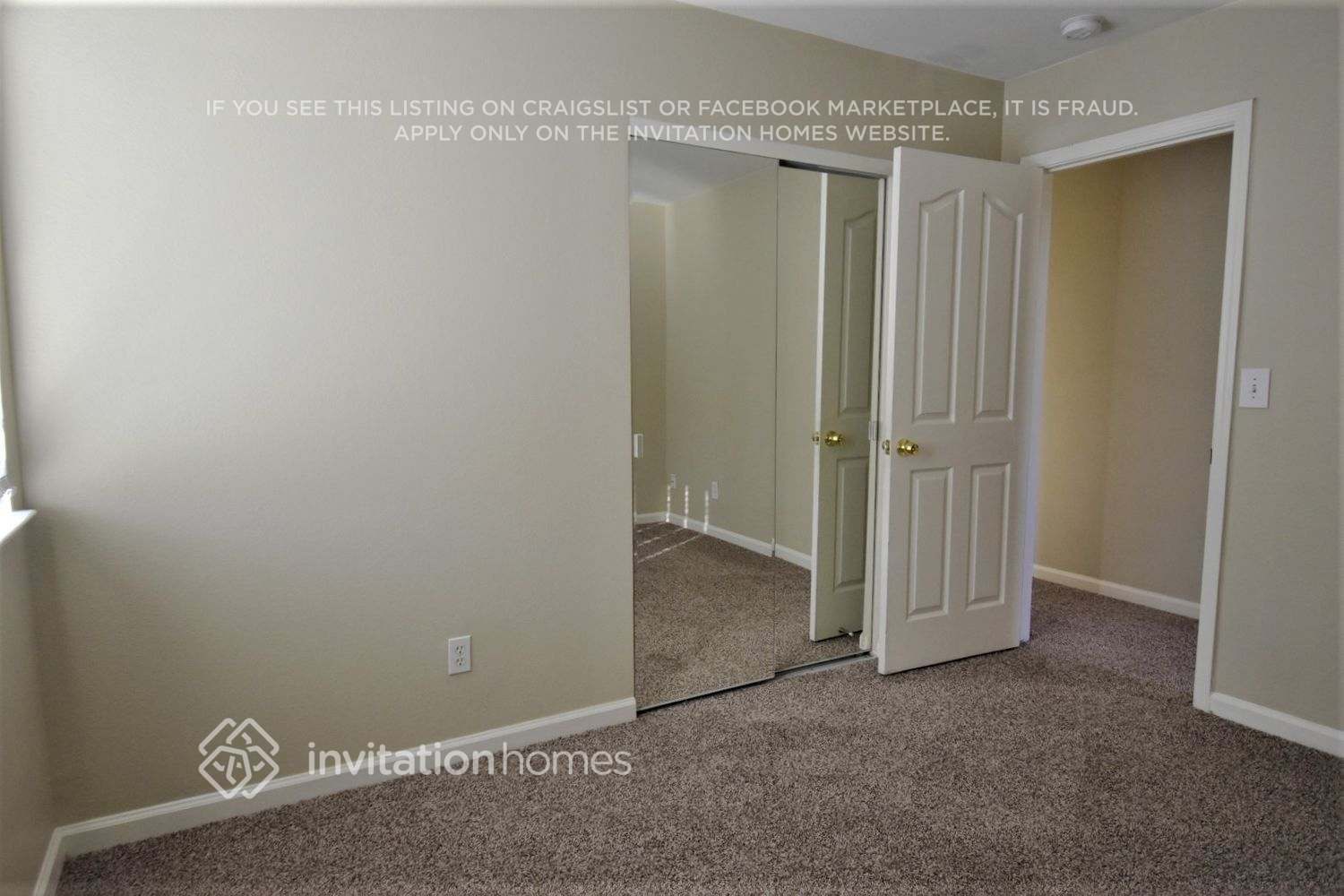 Building Photo - 5043 Comanche Way