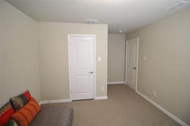 Building Photo - 3700 Banton St