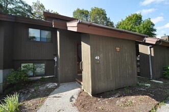 Building Photo - 55 Murray Hill Woods Rd