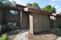 Building Photo - 55 Murray Hill Woods Rd