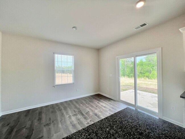 Building Photo - 219 Blue Aspen Dr