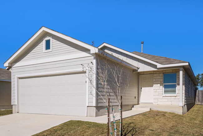 Building Photo - 14711 Brandy Brk