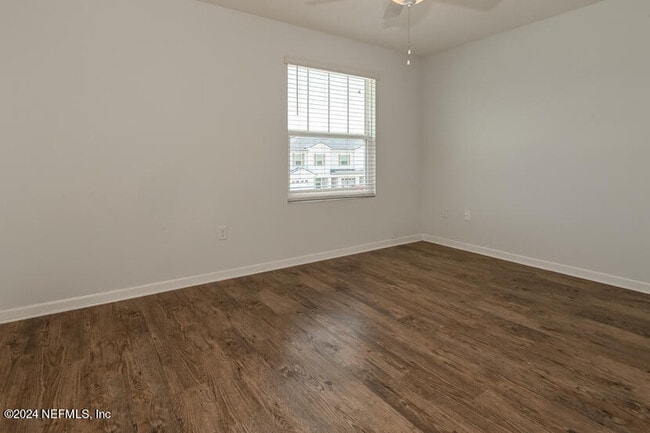 Building Photo - 541 EISEMAN Way