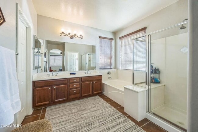 Building Photo - 18225 W Paseo Way