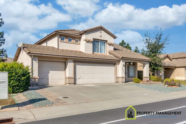 Building Photo - 5-Bedroom Residence Ready for Immediate Move-In