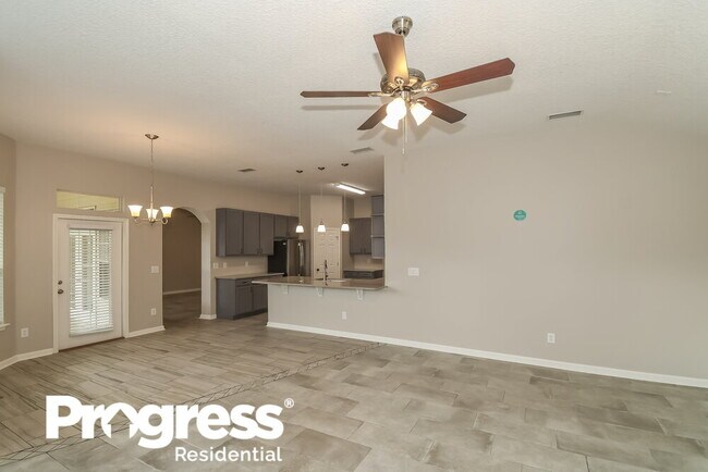 Building Photo - 707 Red Cedar Ct