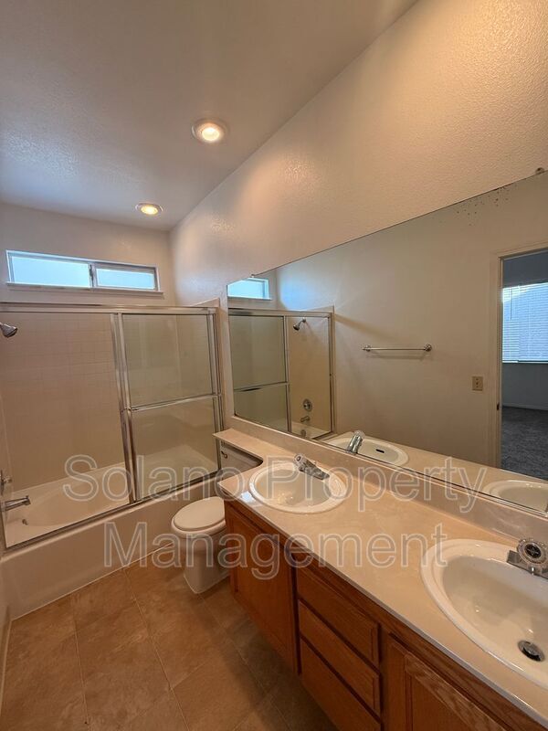 Building Photo - 316 Stamper Cir