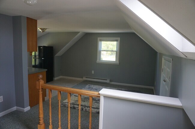 Building Photo - 34 Fairview Ave