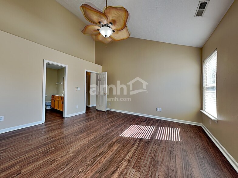 Building Photo - 11412 Apalachian Way