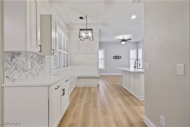 Building Photo - 9149 Spring Mountain Way