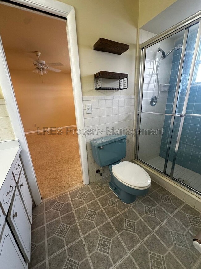 Building Photo - 2719 Merrie Oaks Rd